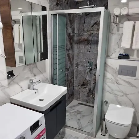 Royal Homes 401 Отель Анталья